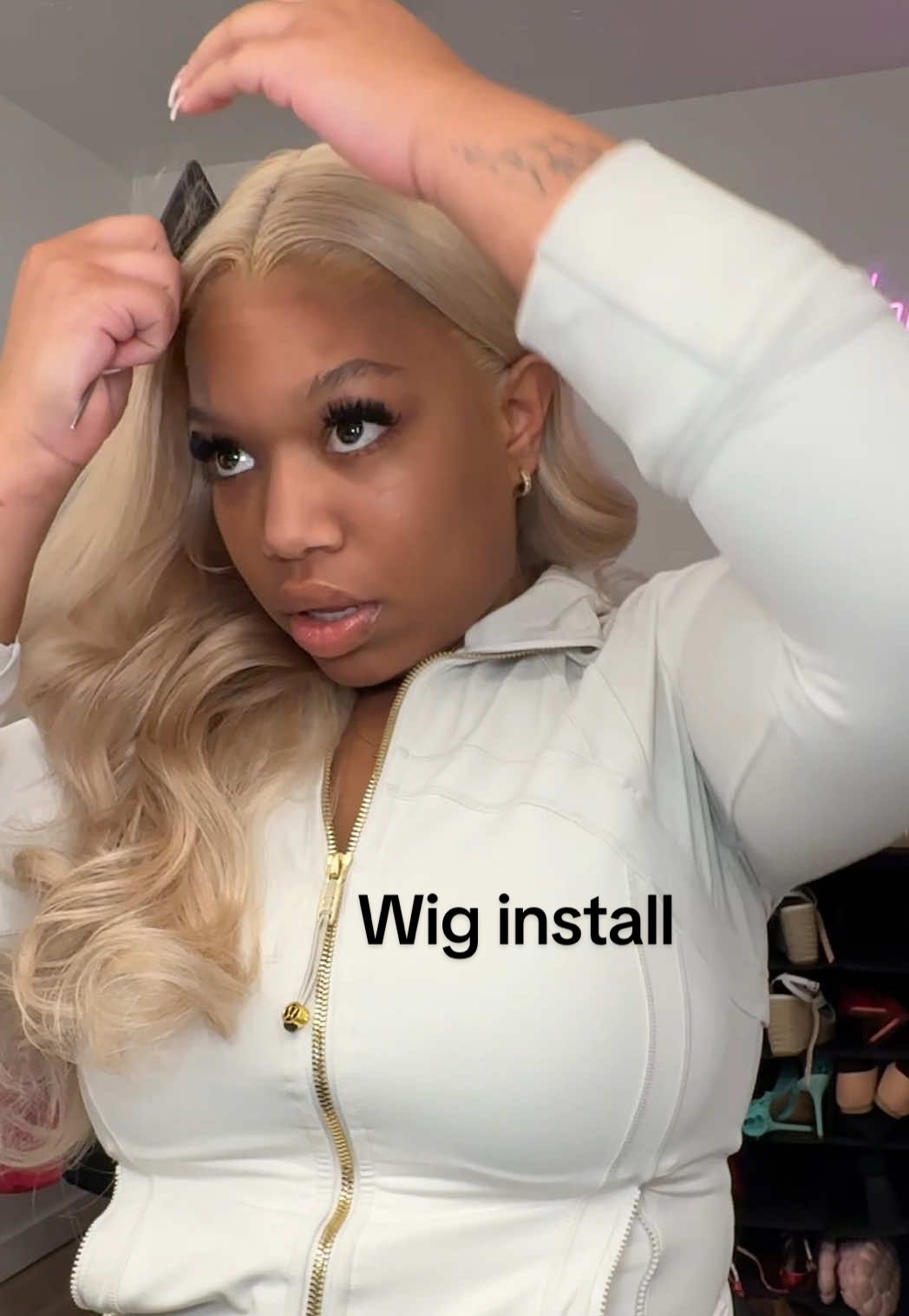 A post by @theblackreginageorge22 on TikTok caption: Install on this perfectly toned blonde wig from @KissLove Hair Shop @KissLove Hair #theblackreginageorge22 #blondewigs #tiktokshopwigs #ashblondehair #blackgirlblonde 