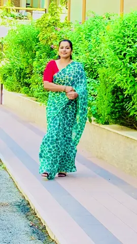 A post by @lishajoseph5 on TikTok caption: നിന്റെ സന്തോഷത്തിൽ.. മറ്റൊരാളുടെ നിശ്ബ്ദ ദുഃഖം ഉണ്ടെങ്കിൽ.. അവരുടെ ത്യാഗം നിന്റെ വിജയത്തെക്കളും  വില ഉള്ളതാകും 😊🦋🦋🌿