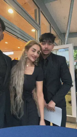 A post by @rayssavrss on TikTok caption: #rayssavrs #schulabschluss 