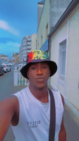 A post by @magassa.magassa03 on TikTok caption: @Tonton chée🇲🇱🇫🇷 @sirakoulle papa🇲🇱💍🇲🇫🔐💘 @Douc chee🇫🇷 