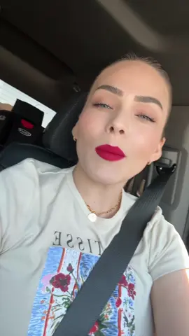 A post by @donareclamos on TikTok caption: Ahi vamos 