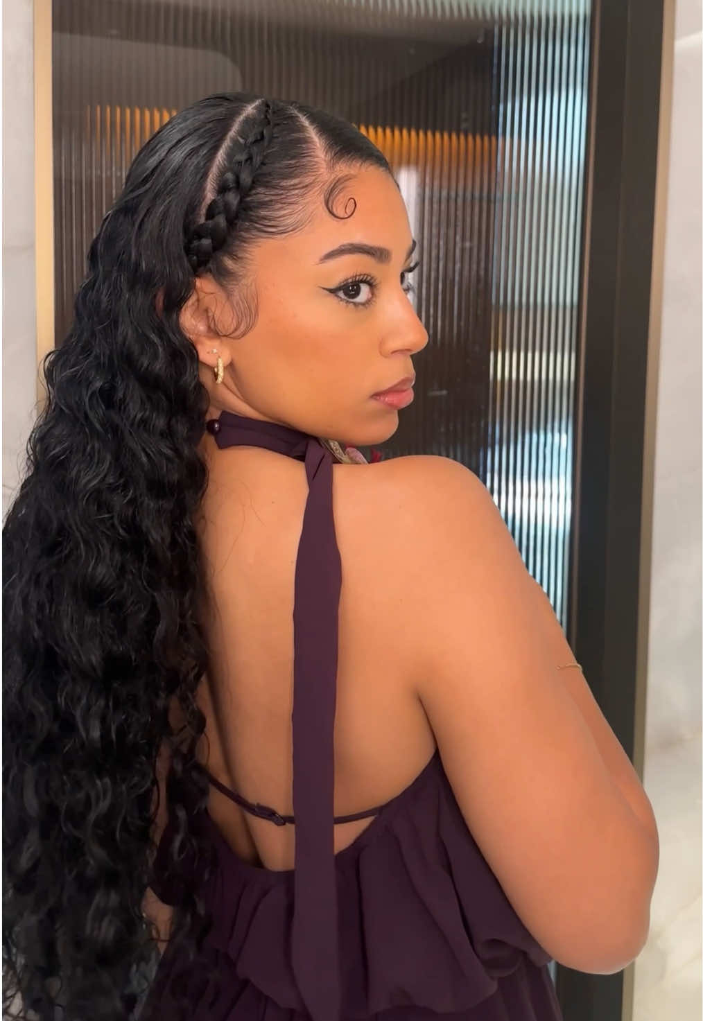 A post by @jasmeanbrown on TikTok caption: Italian summers mean cute hairstyles ✨  #hairstyle 