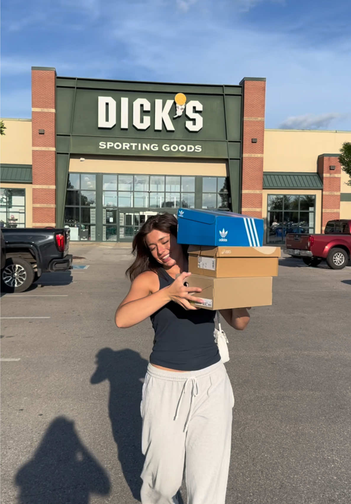 A post by @tabithaswatosh on TikTok caption: @DICKS Sporting Goods 🤝 comfort and style #DKSPartner