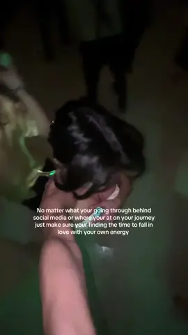A post by @mfjoleee on TikTok caption: #foryou #mua 