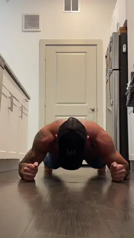 A post by @gymjimm on TikTok caption: #fyp 