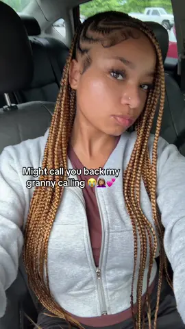 A post by @simplykamarea on TikTok caption: Now i’m one of her lil friends she vent to but when I was a kid I wasn’t 😒😂 #fyp 