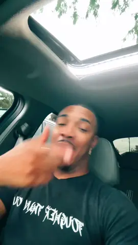 A post by @durellyrellz on TikTok caption: My pen getting crazier and crazier 