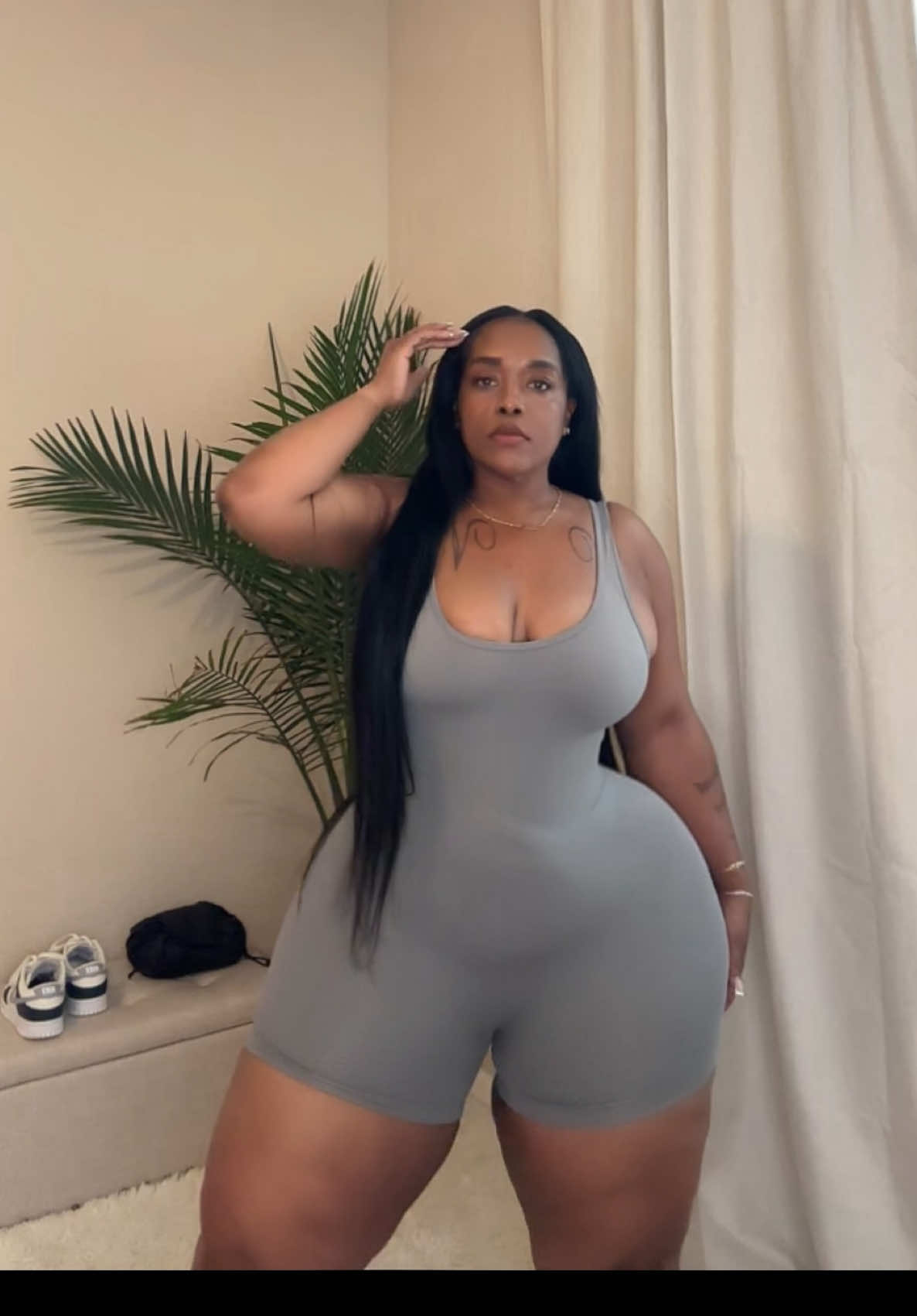 A post by @londondagreat1 on TikTok caption: Cause this bodysuit eats downnn🍑 I have on a size XL #fyp #bodysuit #jumpsuits #waistsnatchingoutfit #plussizefashion 