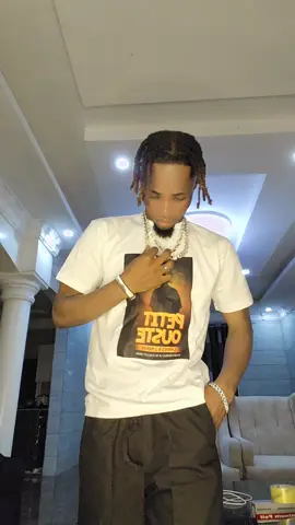 A post by @petitouste3 on TikTok caption: 2. Coco Un titre engagé contre les personnes malveillantes. Il parle de ceux qui cherchent à nuire, à salir, à séparer les autres — y compris par la sorcellerie ou la manipulation. Une alerte mais aussi un cri de protection.@OUSTE DE MARIAMA @🇫🇷ℝ𝕆𝔹𝕆𝕋 GUINÉEN🎤 📚🇬🇳 @BABA JAMAL @Junior Tamba 🎤🇬🇳 @DJ CONFIRME THE BEATZ 