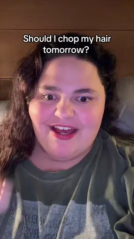 A post by @theloseitlog on TikTok caption: Should I chop my hair off? #TheLoseItLog #HealthJourney #wljourney 
