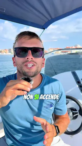 A post by @fabio12miglia on TikTok caption: Se il motore non si accende, non è detto che si è rotto! #fabio12miglia #barche #nautica #fuoribordo 