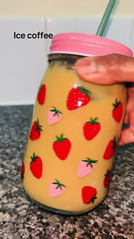 A post by @halimo9128 on TikTok caption: #ice coffee #delicious 