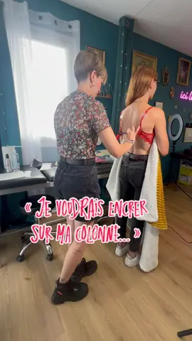 A post by @elsatypiquetattoo on TikTok caption: Merci encore une fois Coralie ! 🤗 • 💙 Moi c’est Elsa, tatoueuse sur Toulouse à @confidences_studio  Je réalise 2 styles : ✿ Des lignes fines, pour des compositions florales ou des covers ✍🏼 ✿ Des petites fleurs colorées & réalistes 💐 💌 Contacte-moi pour qu’on élabore ton projet 💌  ✿ Pas d’idée ? RDV dans le CANAL Instagram pour trouver LA création qui t’attend et qui est faite pour toi 🥳🤗  P.S : Journée Petits Tattoos chaque 1er samedi du mois ⚠️sauf sept⚠️. Tu peux venir faire ton petit tattoo (5cm max) sans RDV 🥳 • #tattoo #toulouse #tattootoulouse #toulousetattoo  #ornementaltattoo #texttattoo #cutetattoo                      