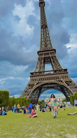 A post by @kanonchowdhury4 on TikTok caption: Had fun on France,Paris 