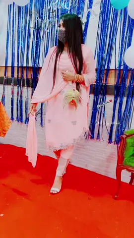 A post by @samiaasha on TikTok caption: #dramaqueen #foryou #samiaasha #onthisday 