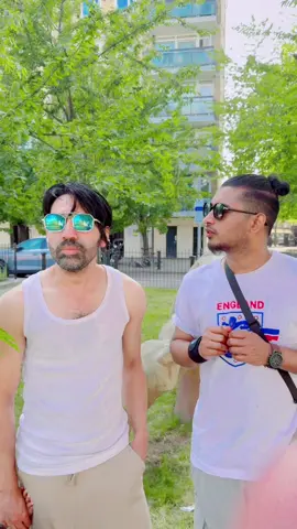 A post by @parvezchy48 on TikTok caption: #london #bangladesh #vairal 