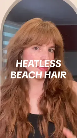 A post by @alieenor on TikTok caption: Waking up with the perfect messy hair without heat >> #heatlesscurls #heatlesshair #beachwaves #heatlessbangs #stylingbangs  @Alieenor 🧡 