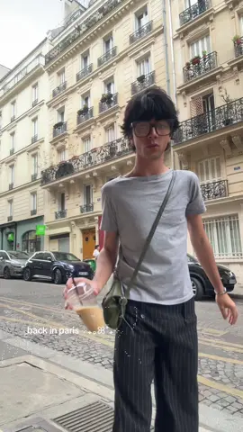 A post by @ig.83rd on TikTok caption: パリに帰りました！このあと日本へ旅行に行きます！楽しみˆ𐃷ˆ