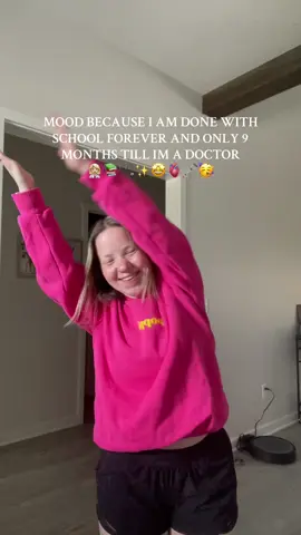 A post by @kenzieemadison on TikTok caption: the joy of never having to sit and learn in a classroom ever again lives rent free in my head #physicaltherapystudent #physicaltherapytiktok #physicaltherapy #ptstudent #medstudent 
