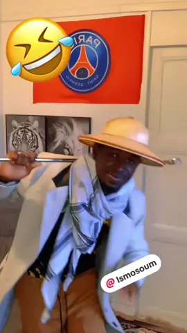 A post by @ismosoum6 on TikTok caption: #pourtoi #tiktoksoninke #soninkelesplusbelle #tiktoksenegal #mali #🇲🇷 #tiktoksoninkara🇸🇳🇲🇱🇲🇷🇬🇲🇬🇳🇬🇼 #tiktokfrance 