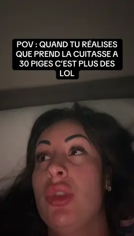 A post by @sandra_baratier on TikTok caption: MON FOIE EN PLS REDONNEZ MOI MES 20 ANS 😭😭😂 #humour #fyp 