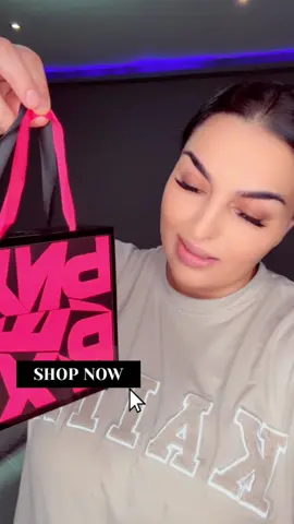 A post by @assu.selinshoptiktok on TikTok caption: #【Pixie Pink】72-Color Makeup Ki