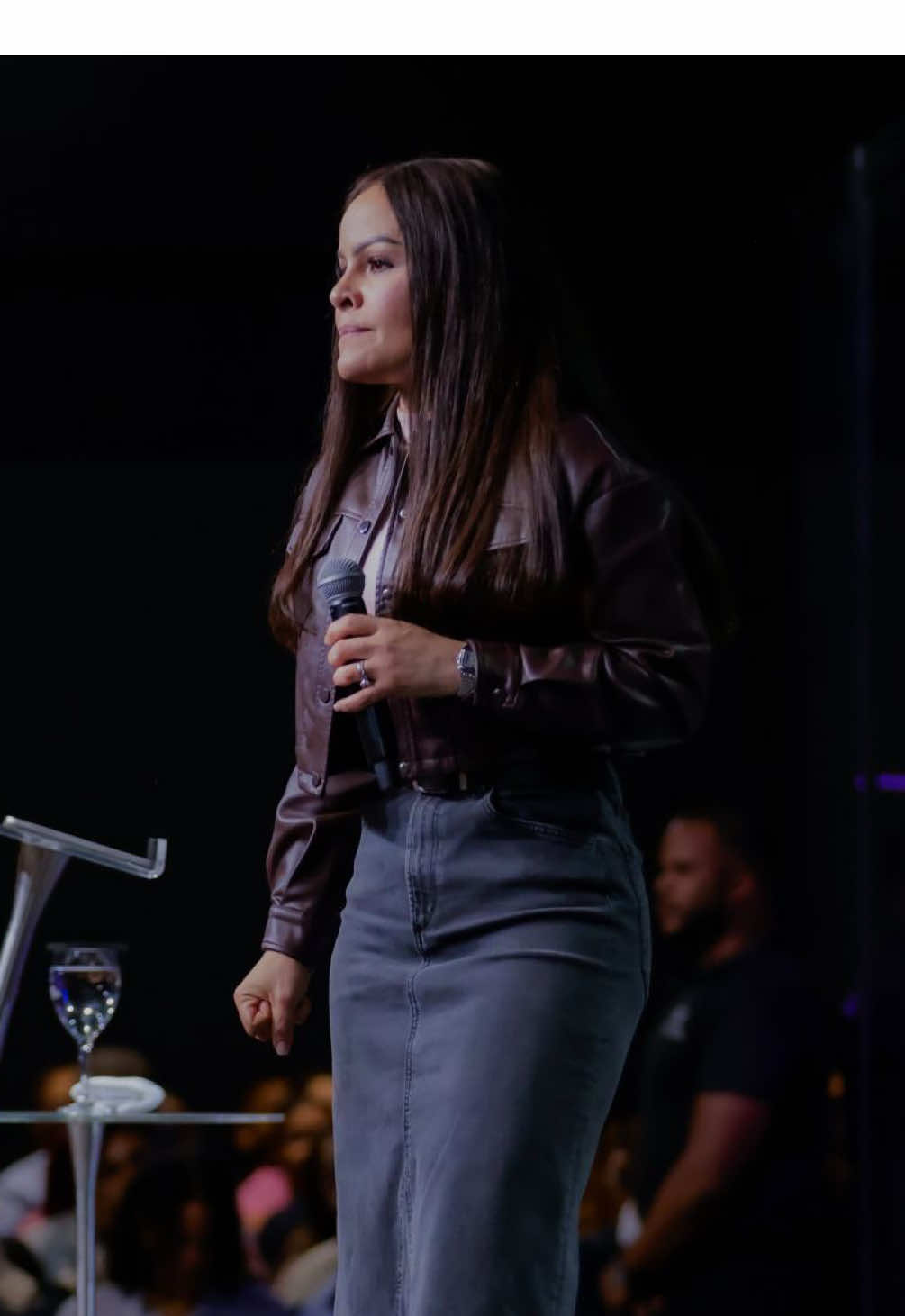 A post by @yeseniathenoficial on TikTok caption: ASÍ TE DICE DIOS HOY!!🥺🥺 #yeseniathen #Dios #parati #tiktok #consejo 