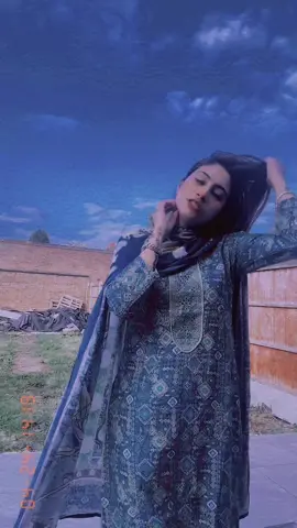 A post by @achol06 on TikTok caption: #tiktoklondon #Butterflyhurrem #butterflyachol 