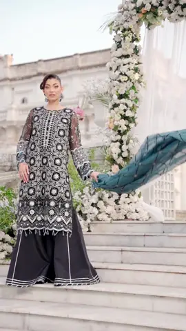 A post by @umnaaofficial on TikTok caption: Luxury partywear / wedding collection is live#pakistaniclothesuk #fyp #tiktokmademebuyit #shalwarkameez #partywearsuits #weddingdress #umnaaofficial #partydress #mehndioutfits #ethnic 