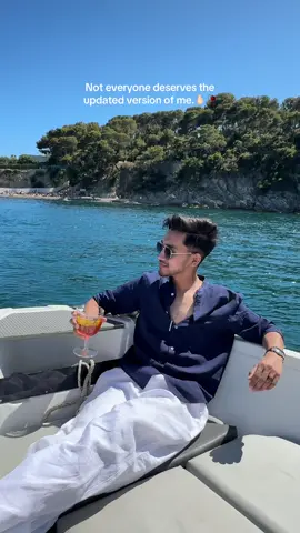 A post by @r.h.nabil on TikTok caption: #monaco🇲🇨 #brokenheart #PreppyStyle #TikTokFashion #pourtoi #sylheti_fua #paris #OldMoneyAesthetic #foryou 