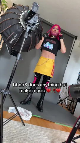 A post by @bbnotiktok on TikTok caption: 💔💔💔 #kpopdemonhunters 