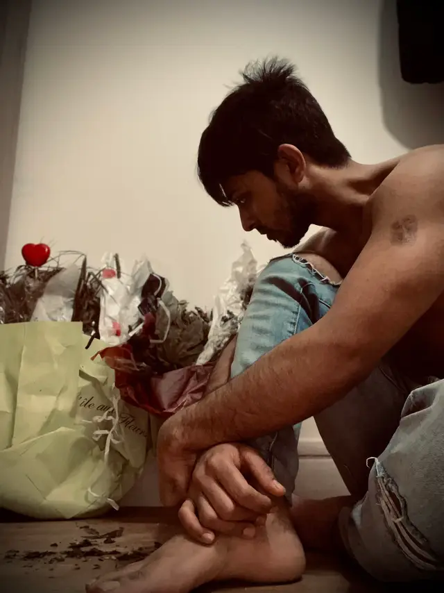 A post by @tush_blue on TikTok caption: #fyp #foryou #foryoupage #song #hindi #tiktok #equipebd #parisiensam #pourtoi #trending #trend #viral #viralvideo #trendingvideo #goviral #bdofficialtiktok #bollywood #love #sad #tiktokqatar #CapCut #saiyaara 