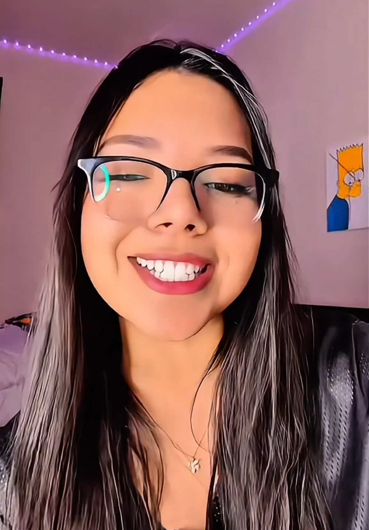 A post by @ on TikTok caption: Invierte en tu sonrisa 🩷🙂‍↔️
