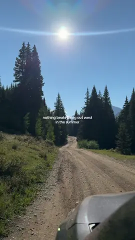 A post by @sidneytilton on TikTok caption: decided to hike gray lake today & it was so beautiful!! 