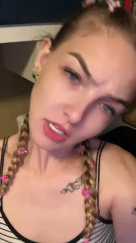 A post by @chickynoodsoup on TikTok caption: Stand ✌️toes down ig 🥀💔 #tentoesdownchallenge 