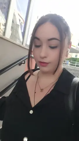 A post by @anabeliii1307 on TikTok caption: @Ovidiu mia eșit melodiea..
