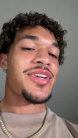 A post by @nasyaepin on TikTok caption: #viral 
