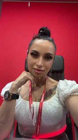 A post by @corinaionela31 on TikTok