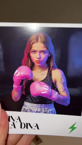 A post by @andreabuenotattoo on TikTok caption: Ready para la velada