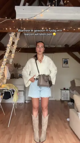 A post by @beaugoudbeek on TikTok caption: Hoe lomp kan je zijn 😂 #fy #foryou #laarzen #lomp #grappig #humor #fitcheck 
