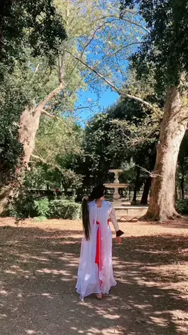 A post by @samiaasha on TikTok caption: #tictokitaly #dramaqueen #foryou #samiaasha 