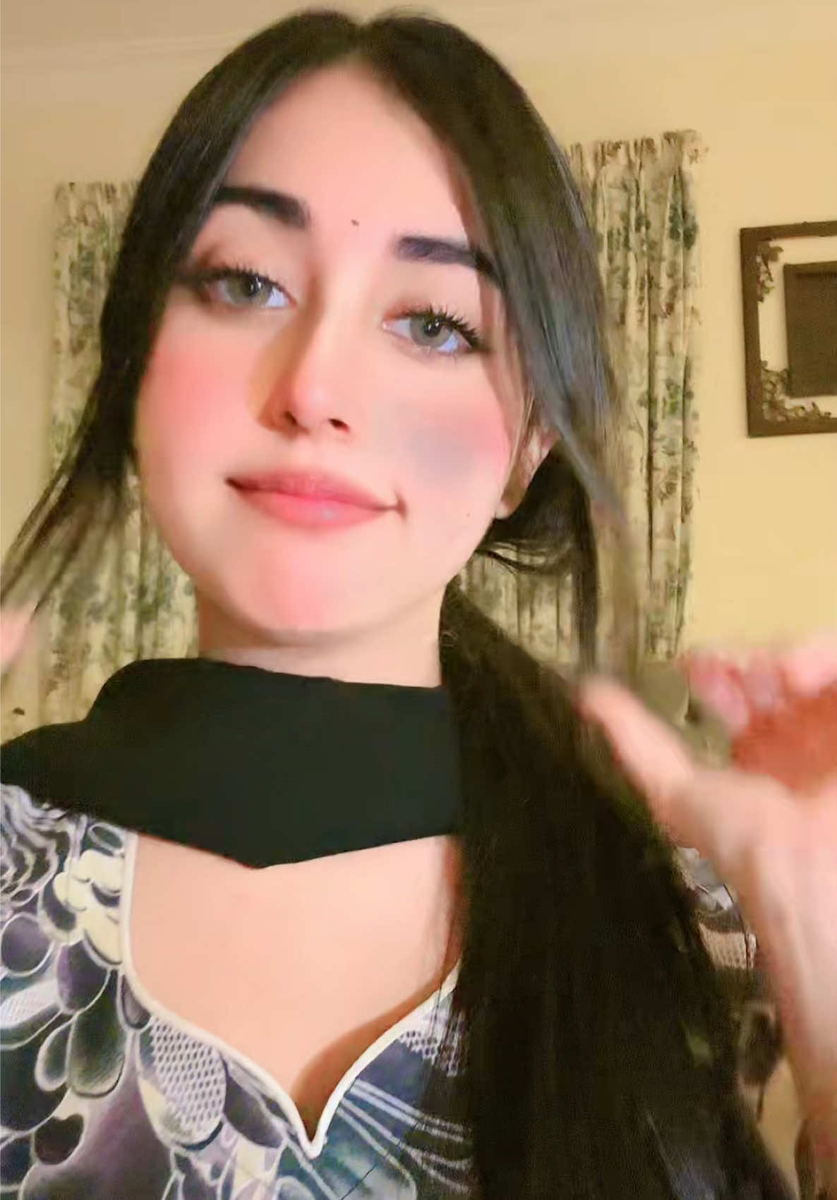 A post by @izmajamali on TikTok caption: Tikki mil jaege tu zara mushkil kam hoge🥹🤣#foryou #trending #viralvideo #foryoupage #izmajamali #viral #fypシ 
