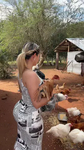 A post by @danna.d28 on TikTok caption: 🥰🥰