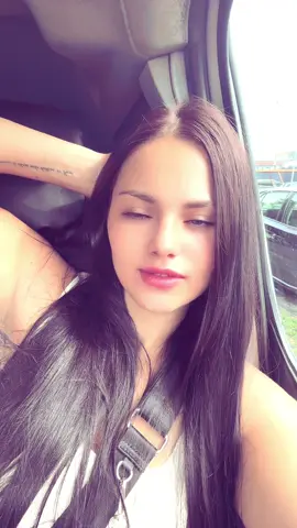 A post by @claudiagonta08 on TikTok caption: #pktiktokofficial #moldova🇲🇩 #girlsmom 