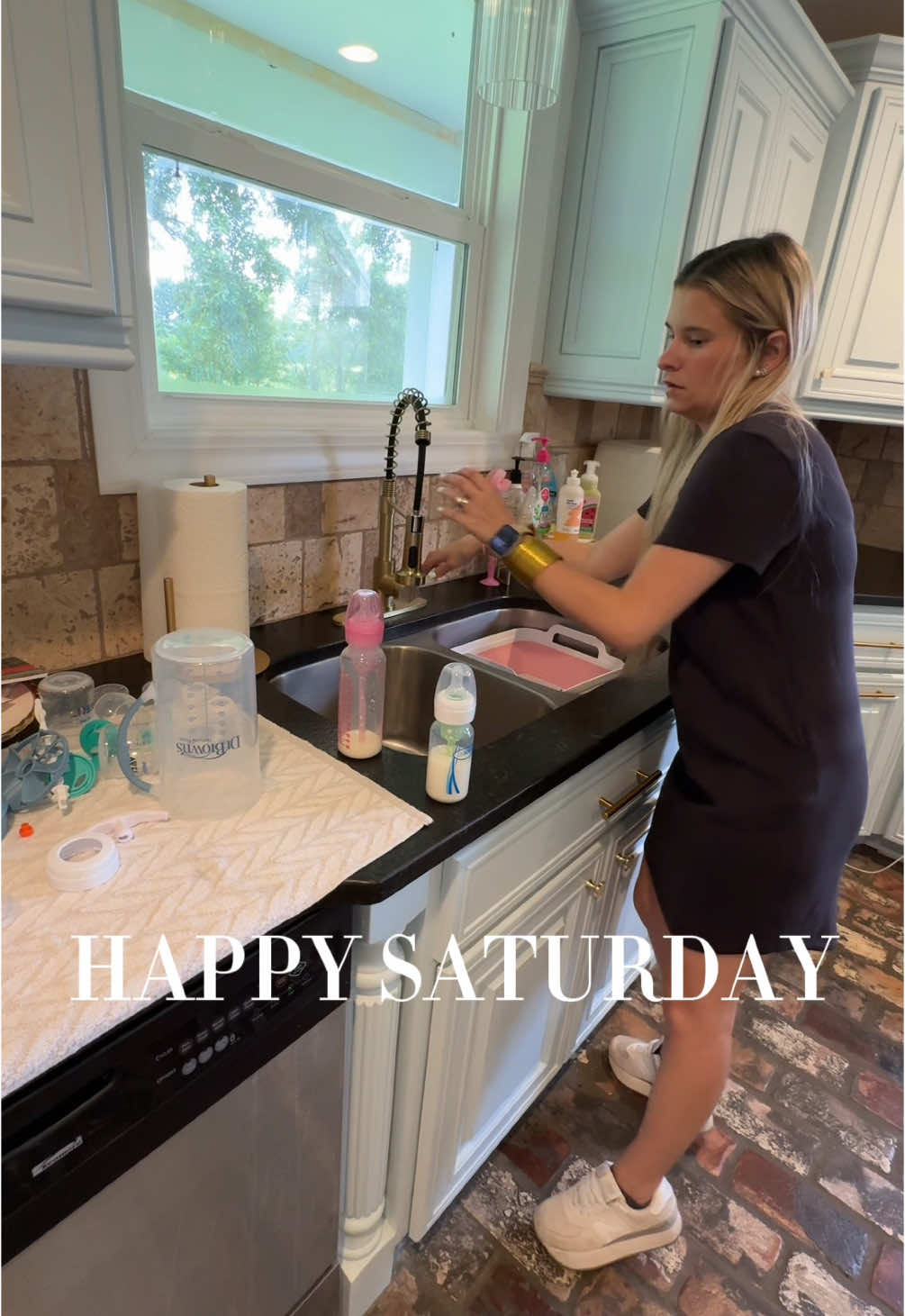 A post by @camiikellyy on TikTok caption: follow along on our boutique journey!  @SOUTH HAVEN CO #camiwade #fyp #trending #staybubbly #loveyabye #viral 