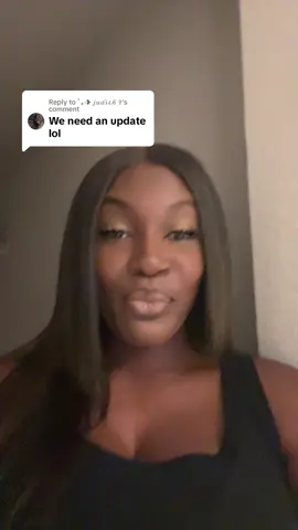A post by @officialayanayv on TikTok caption: Replying to @˚₊·❥ 𝒿𝓊𝒹𝒾𝓉𝒽 ✞ #fyp #shahrukhkhan #bollywood 