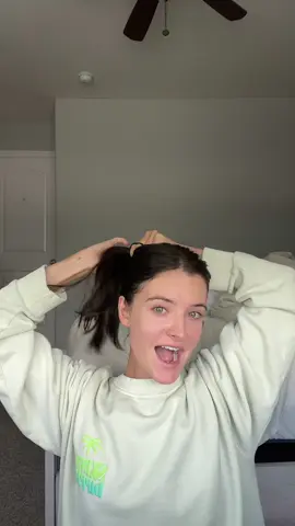 A post by @brookehyland_1 on TikTok caption: Brb moving to OH! ♥️  @ColourPop Cosmetics @r.e.m. beauty 
