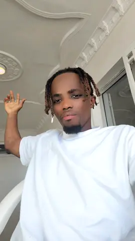 A post by @petitouste3 on TikTok