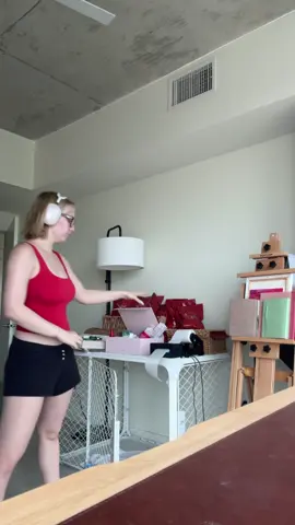 A post by @thatkaitysmith on TikTok