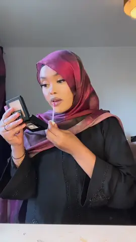 A post by @qalbarry on TikTok caption: GRWM🤗#qalbi 